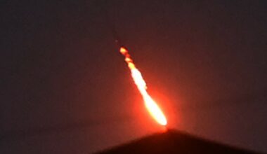 Zmasowany atak Rosjan na Ukrainę. W miastach eksplozje i pożary - Onet