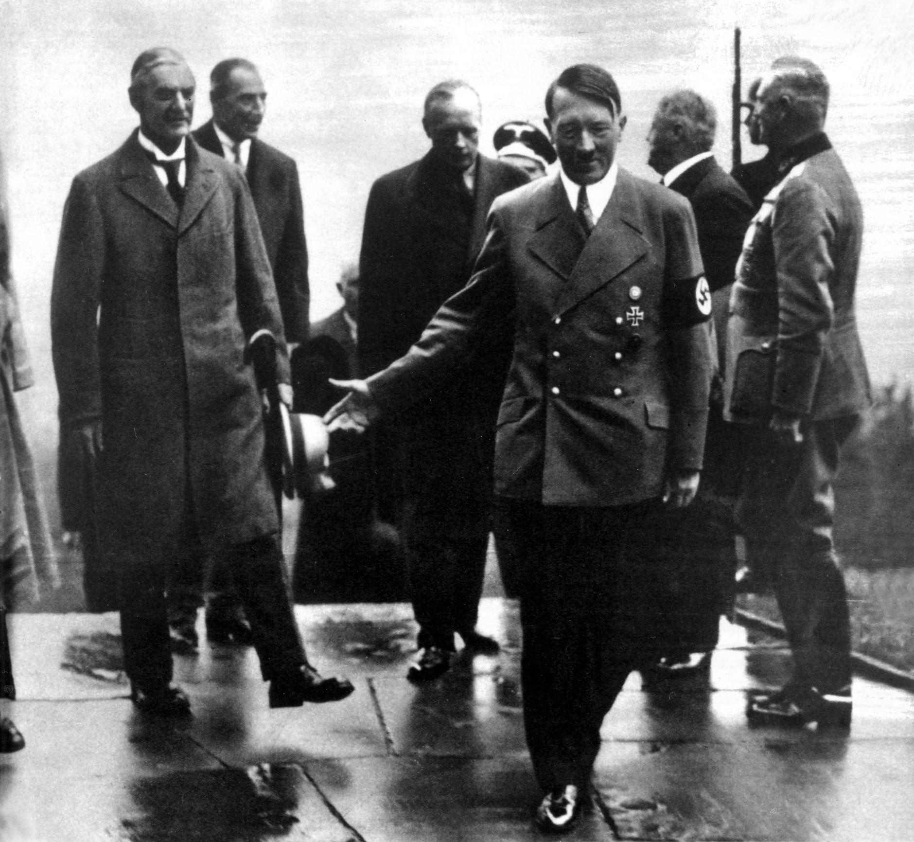 Neville Chamberlain i Adolf Hitler w Monachium, wrzesień 1938 r.
