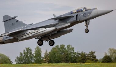 Pierwszy JAS-39 E dostarczony do jednostki bojowej szwedzkiego lotnictwa.