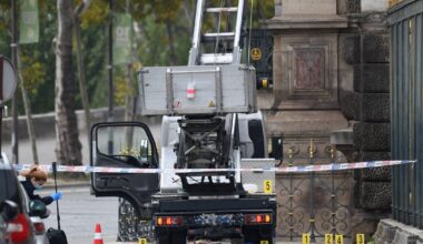 Zuchwała kradzież w Luwrze. Zatrzymano kolejnych pięciu podejrzanych