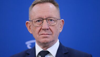 Afera z działką CPK. Jest oświadczenie Roberta Telusa - Onet