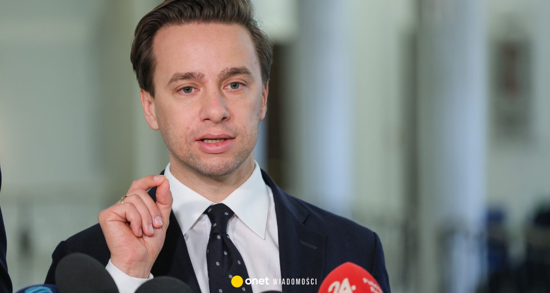 Krzysztof Bosak o ataku na biuro Platformy Obywatelskiej. "Prowokacja"