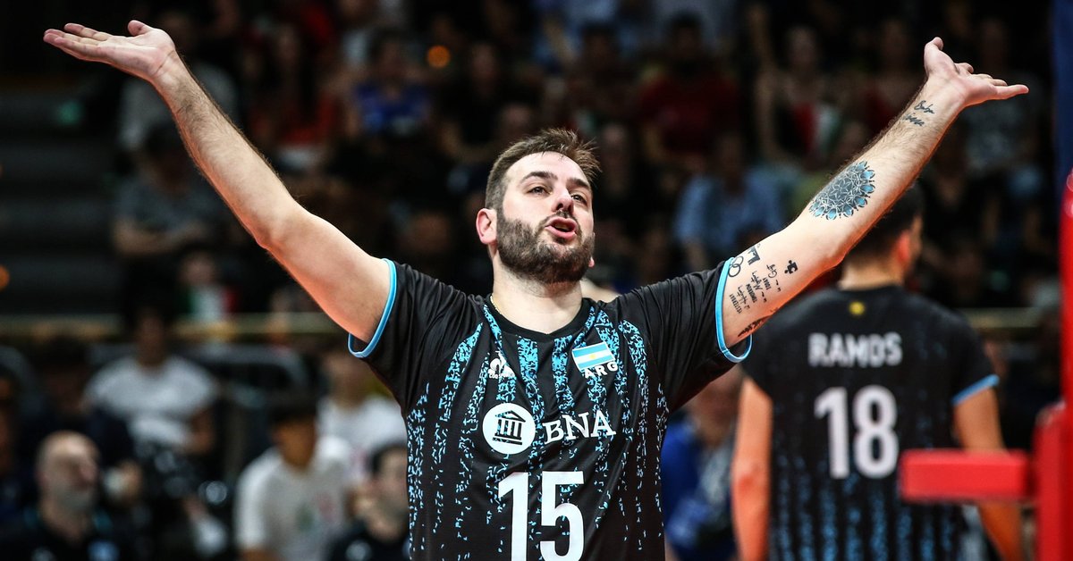 Luciano De Cecco (przodem na pierwszym planie) w barwach Valsa Group Modena