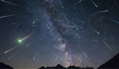 Orionidy rój meteorów kometa lemmon wydarzenia astronomiczne w październiku 20-22 października na niebie pojawią się Orionidy i kometa Lemmon