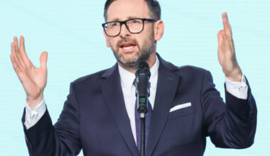 Osiem działek Obajtka i planowana elektrownia atomowa. KOWR nie protestował