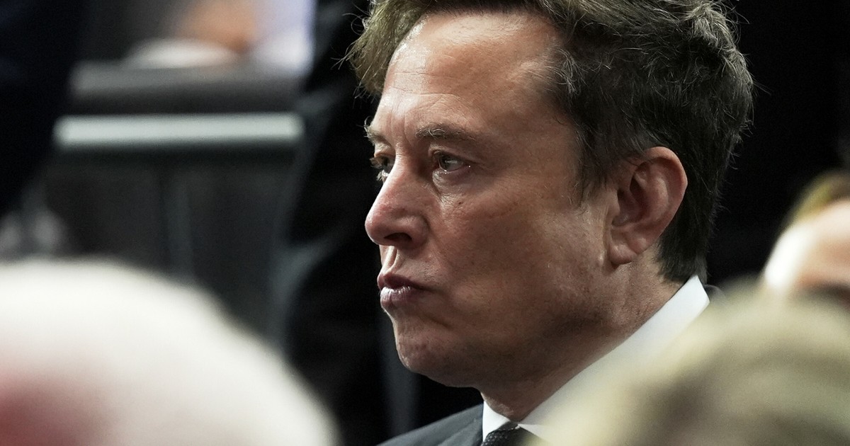 Grokipedia kontra Wikipedia. Co to jest i jak działa nowa platforma Elona Muska?