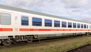 PKP Intercity kupi do 34 używanych wagonów od DB Regio AG