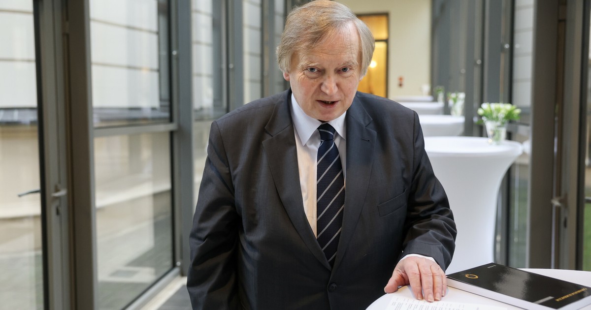 Ten projekt to pułapka na wszystkich. Tak prof. Piotrowski mówi o reformie Państwowej Inspekcji Pracy