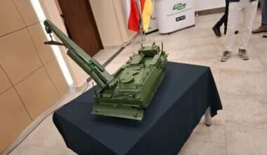 Poznań zbuduje wozy wsparcia dla Leoparda 2 i Borsuka?