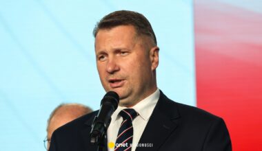 Burza po słowach Przemysława Czarnka. Teraz odpowiada prezesowi PiS. "Epoka nie zmieniła się"