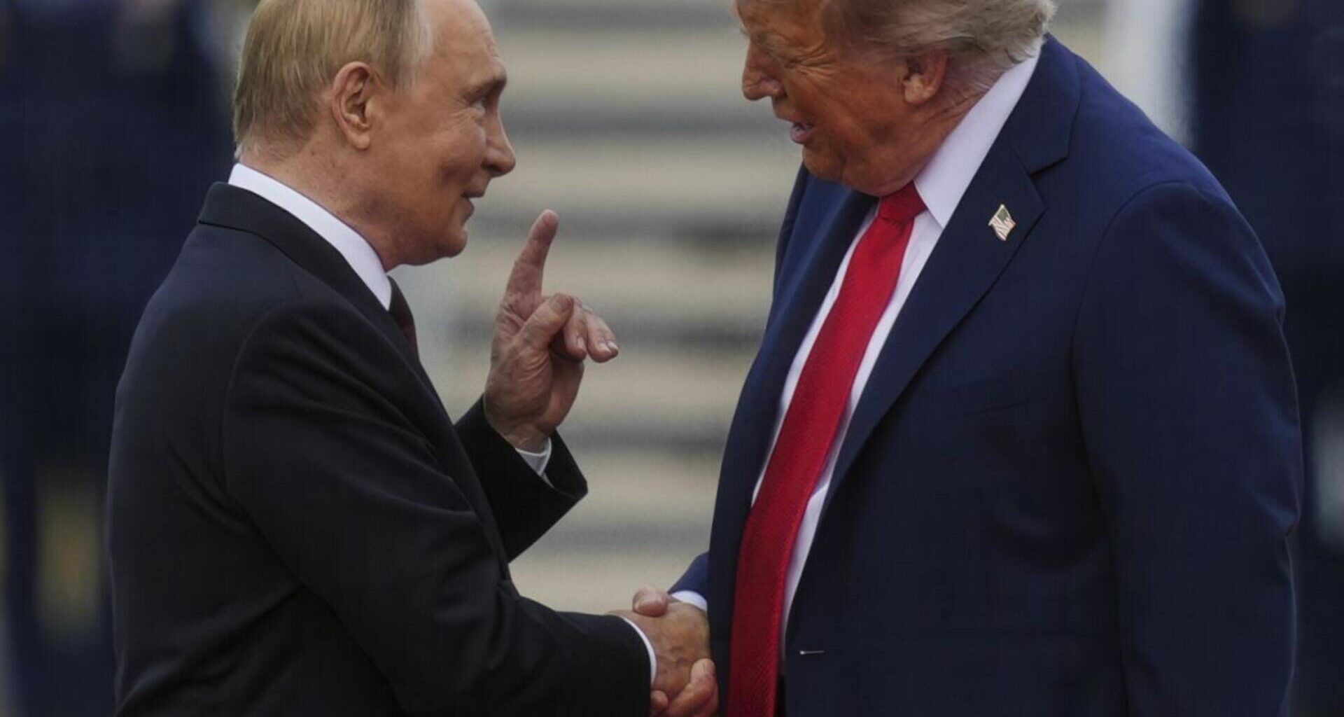 Spotkanie Trumpa z Zełenskim w cieniu rozmowy z Putinem. "Ukraina pada ofiarą tej gry"
