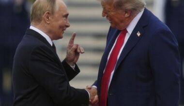 Spotkanie Trumpa z Zełenskim w cieniu rozmowy z Putinem. "Ukraina pada ofiarą tej gry"