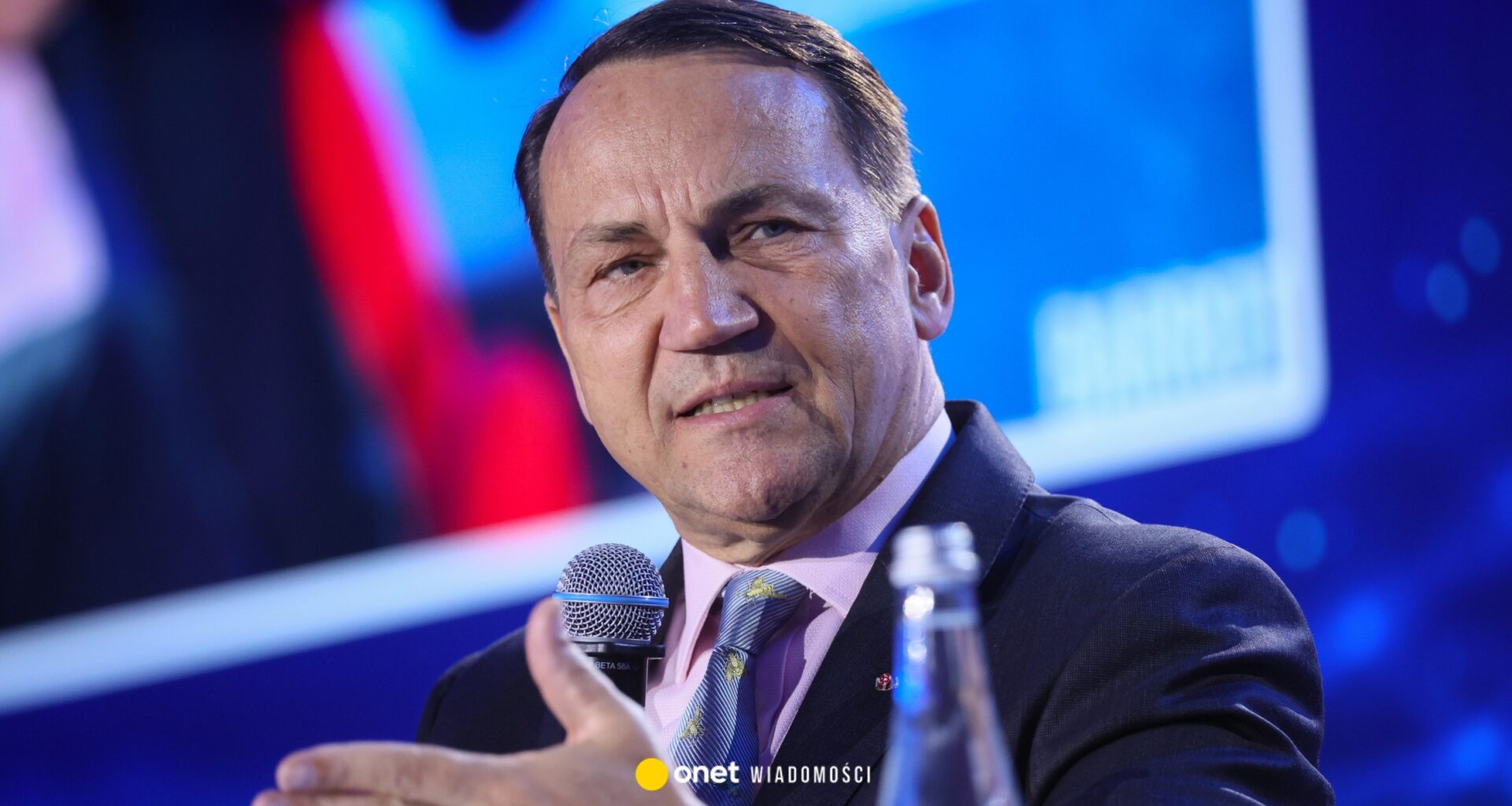 Minister Sikorski zwrócił się do Jarosława Kaczyńskiego. "Pan to wynegocjował"