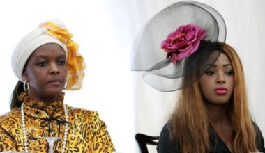 Żona prezydenta Zimbabwe Roberta Mugabe, Grace (L) i jedna z żon króla Suazi Mswati III. State House w Harare 11 lutego 2009 roku.