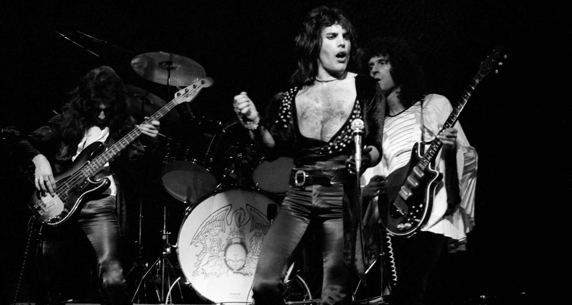 Queen na scenie w 1975 r.