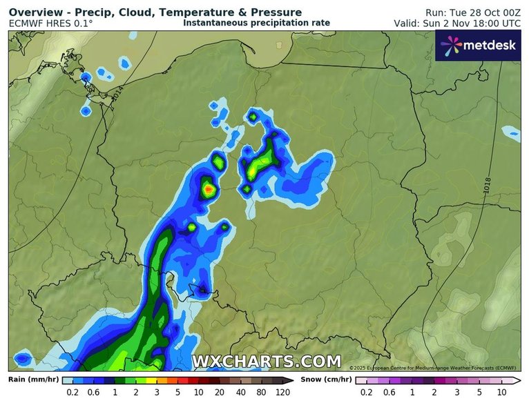 2 listopada na południowym zachodzie może przelotnie popadać