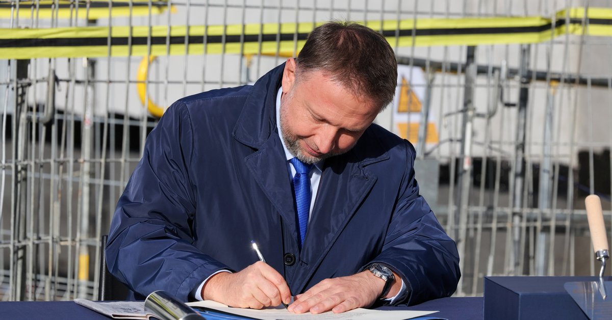 Możliwe zmiany w zasadach przyznawania polskiego obywatelstwa. Jest zapowiedź - Onet