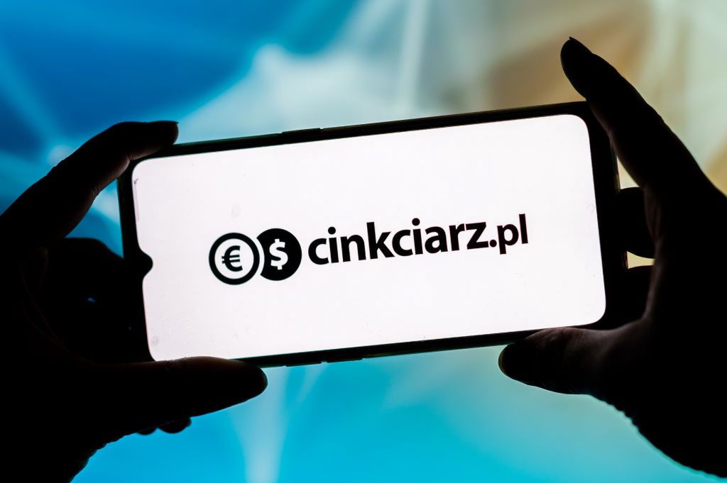 Zniszczony dom w Wyrykach. Wiceszef MON mówi o decyzji rodziny