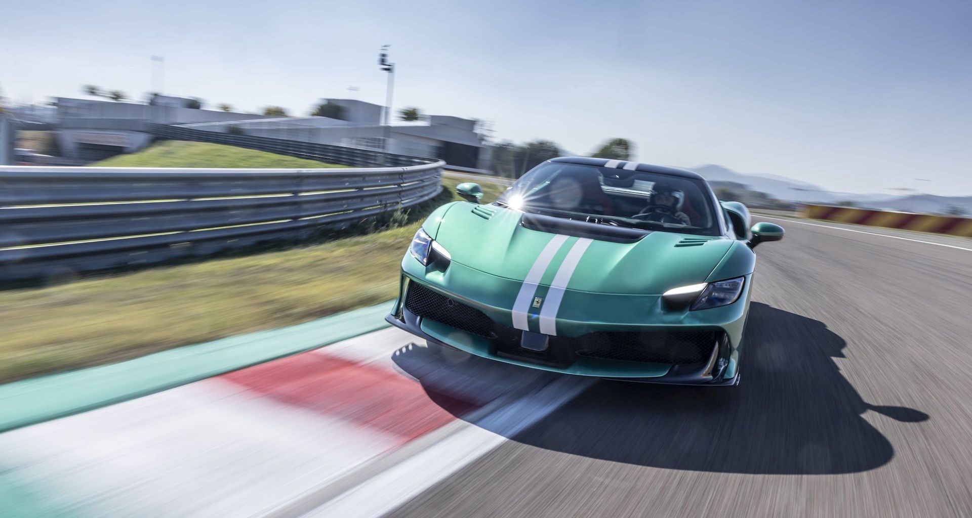 Pierwsza jazda prototypową Toyotą C-HR+ - Japończycy odrobili lekcje