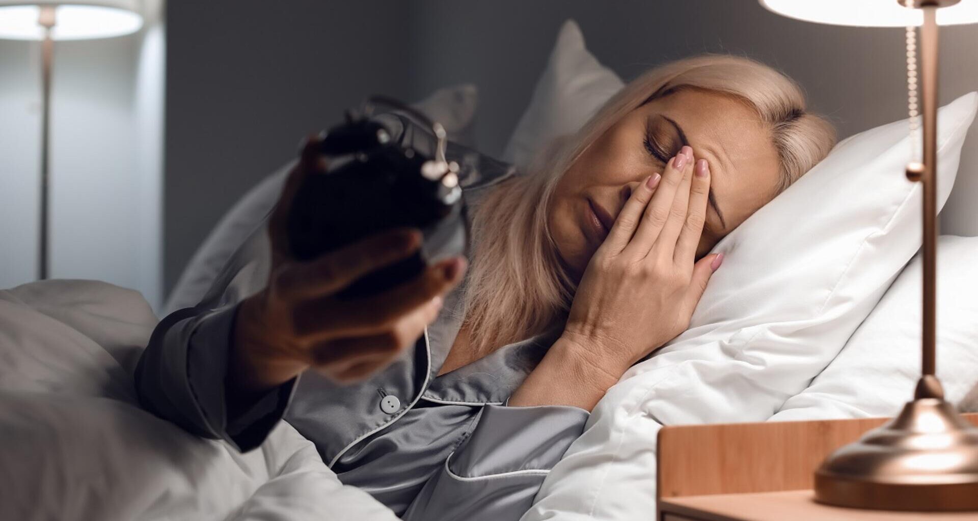 Zmiana czasu to mini-jet lag. Eksperci wolą czas zimowy