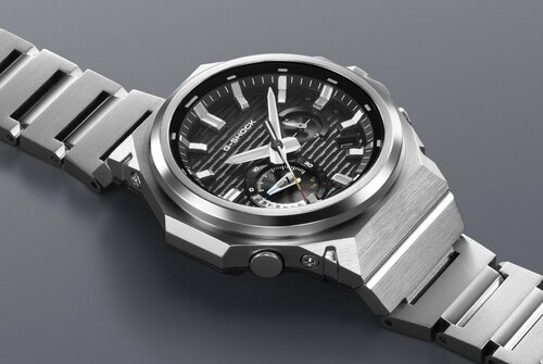 Casio G-Shock GST-B1000D