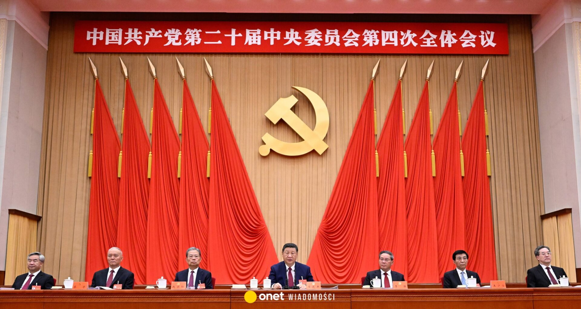 Poruszenie przed spotkaniem Xi-Trump. Chińskie bombowce podpłynęły do Tajwanu