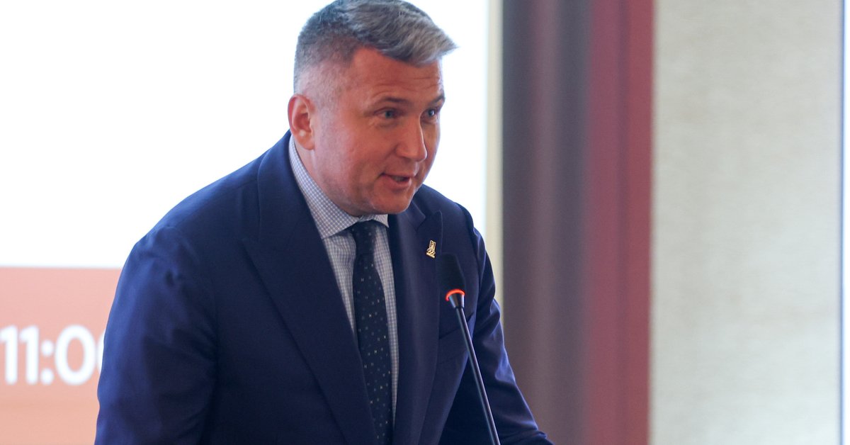 "Kumpel Nawrockiego" prosi o azyl w Niemczech. Burza! Radosław Sikorski reaguje