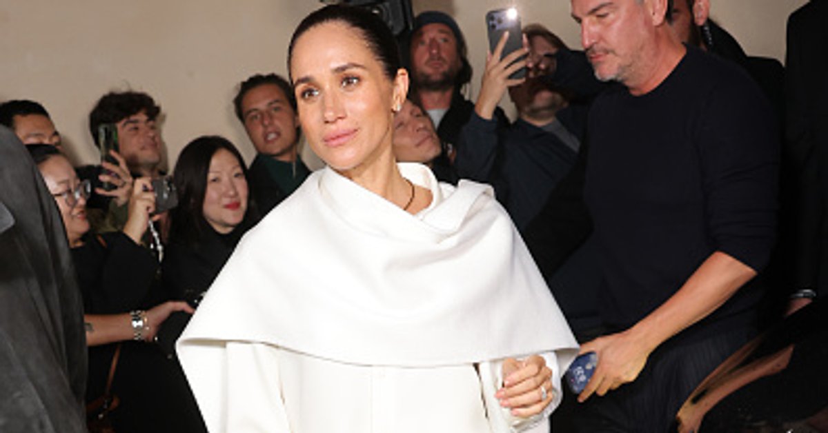 Meghan Markle po trzech latach znów w Europie. Jeden wieczór, dwie stylizacje - Onet