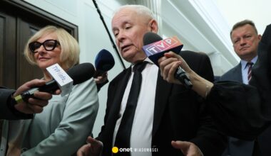 Jarosław Kaczyński pytany o spotkanie z Szymonem Hołownią. "Proszę się nie ośmieszać"