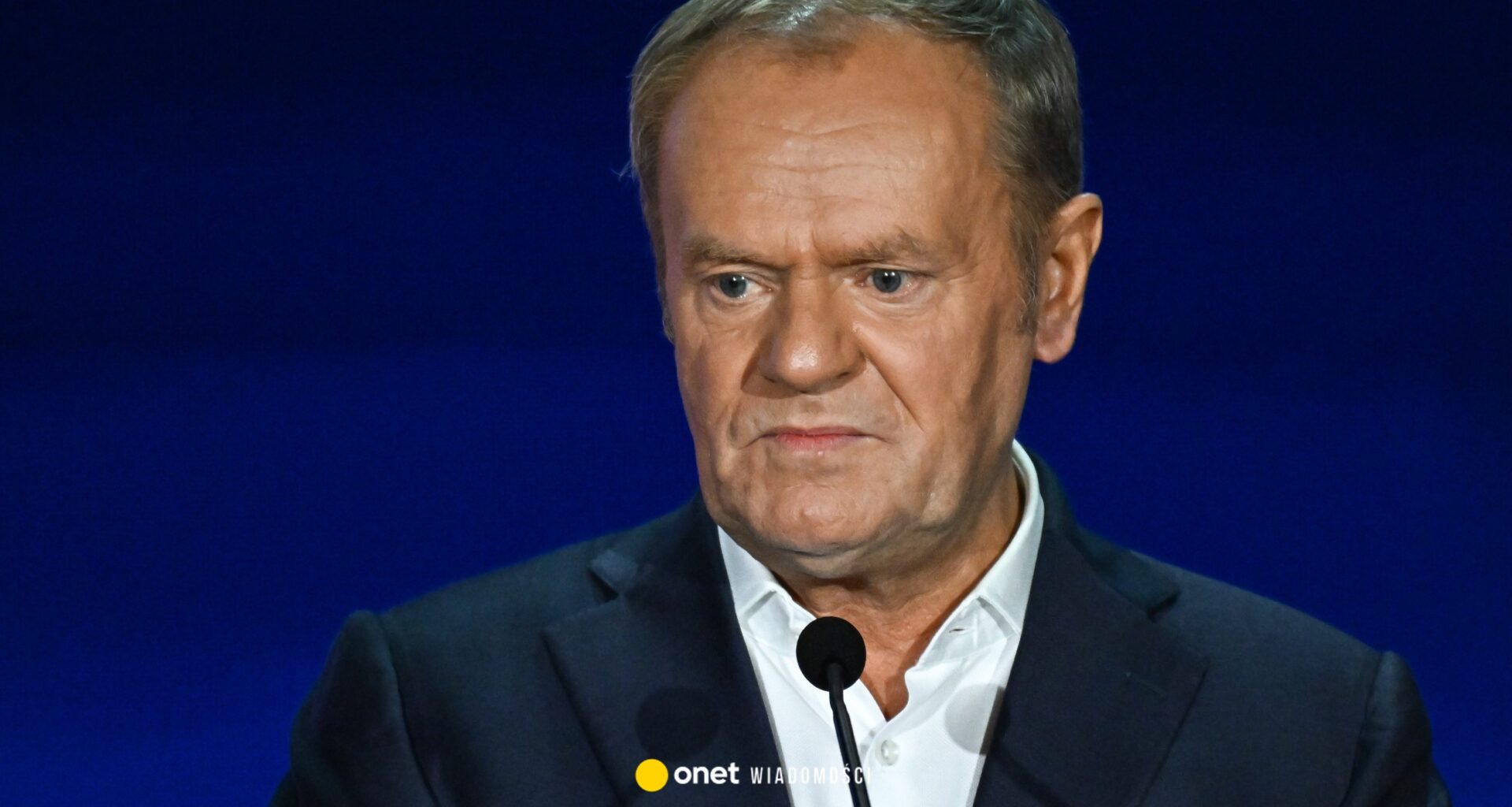 "Bał się, że skrzywdzą jego rodzinę". Nieznane kulisy powrotu Tuska do Polski