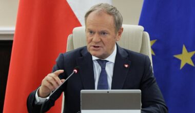 Nowy sondaż partyjny. KO umacnia się na prowadzeniu, duże problemy koalicjantów