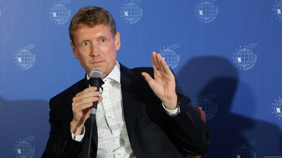 Ekonomista Matthias Bauer jest dyrektorem ECIPE, Europejskiego Centrum Międzynarodowej Ekonomii Politycznej, brukselskiego think tanku zajmującego się polityką gospodarczą, handlową i technologiczną