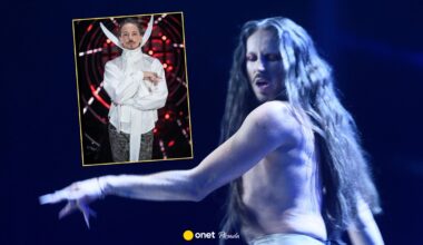 Wtedy wchodzi Michał Szpak, cały na biało. Jego stylizacja wywołała burzę w sieci