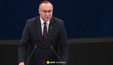 Michał Kobosko o decyzji Szymona Hołowni. "Jestem rozczarowany"