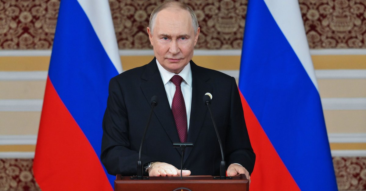 Prezydent Rosji Władimir Putin podczas konferencji prasowej po posiedzeniu Rady Głowy Państw Wspólnoty Niepodległych Państw (WNP) w Duszanbe w Tadżykistanie, 10 października 2025 r.
