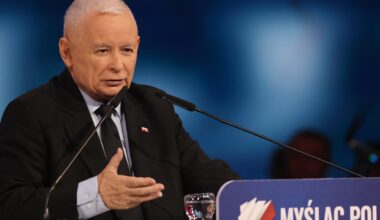 Jarosław Kaczyński otworzył konwencję PiS. Mówił o "trzech kryteriach"