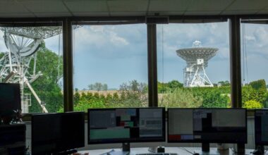 Burza wokół wielkiego radioteleskopu z Torunia. Donald Tusk zabrał głos