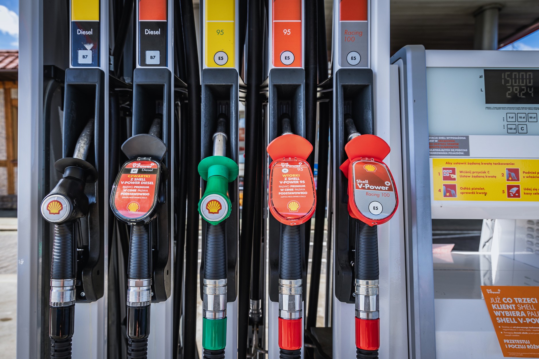 Już niebawem do każdego litra paliwa zostanie doliczony podatek ETS2