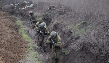 Rosyjscy żołnierze na froncie (zdjęcie ilustracyjne)