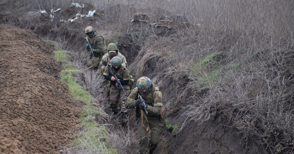 Rosyjscy żołnierze na froncie (zdjęcie ilustracyjne)