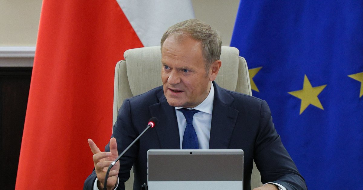 Kradzież auta sprzed domu Donalda Tuska. Tak zareagował szef rządu - Onet
