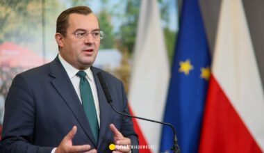 Ostre słowa ministra rolnictwa o "patoposłach". "Miałem dosyć hotelu poselskiego, wyprowadziłem się"