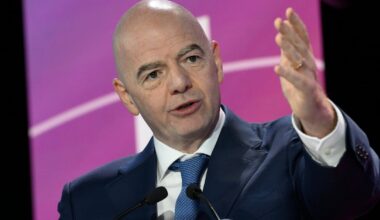 Zakazali podawania sobie rąk po meczach! Władze ligi wyjaśniają powód