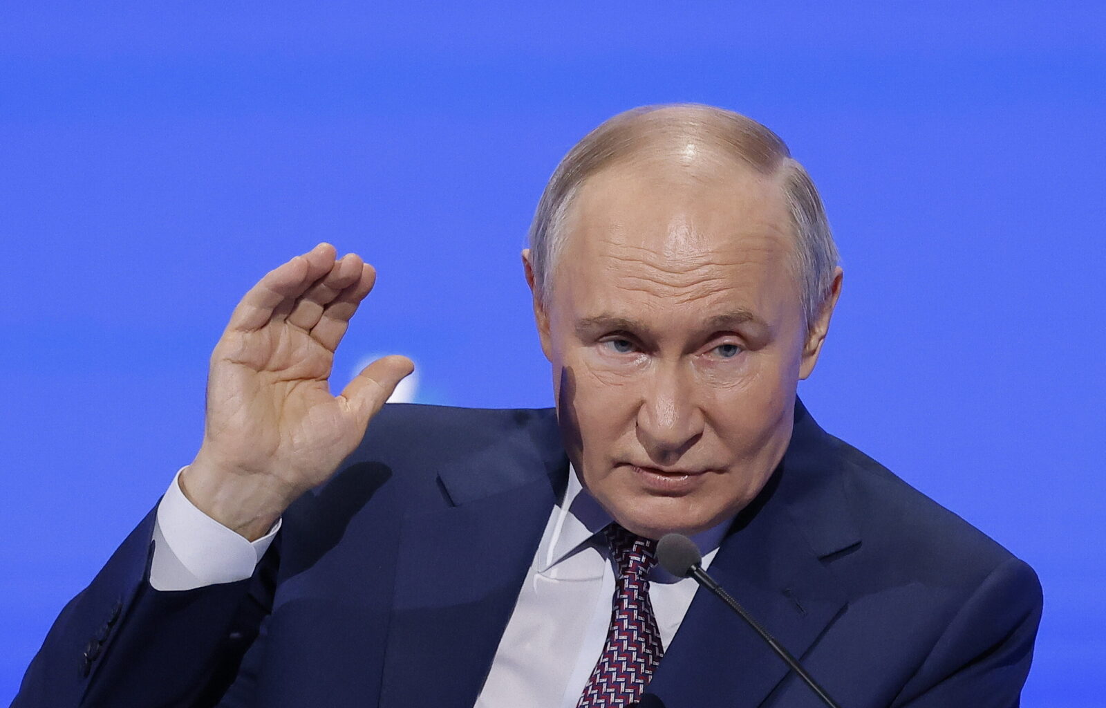 Rekordowy spadek na rosyjskiej giełdzie. Stracił Gazprom i Rosnieft