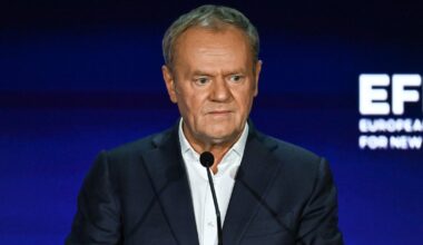 Donald Tusk ma stanąć na czele "nowej formacji". Europoseł ujawnia szczegóły