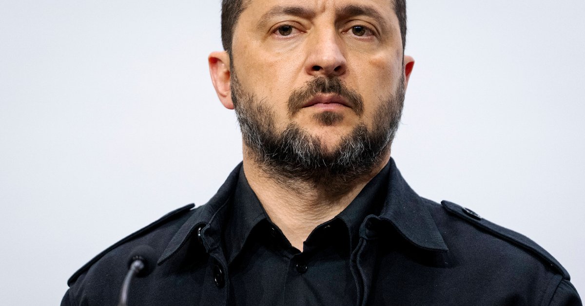 Prezydent Ukrainy Wołodymyr Zełenski podczas konferencji prasowej po zakończeniu 7. posiedzenia Europejskiej Wspólnoty Politycznej (EPC) w Kopenhadze, Dania, 2 października 2025 r.