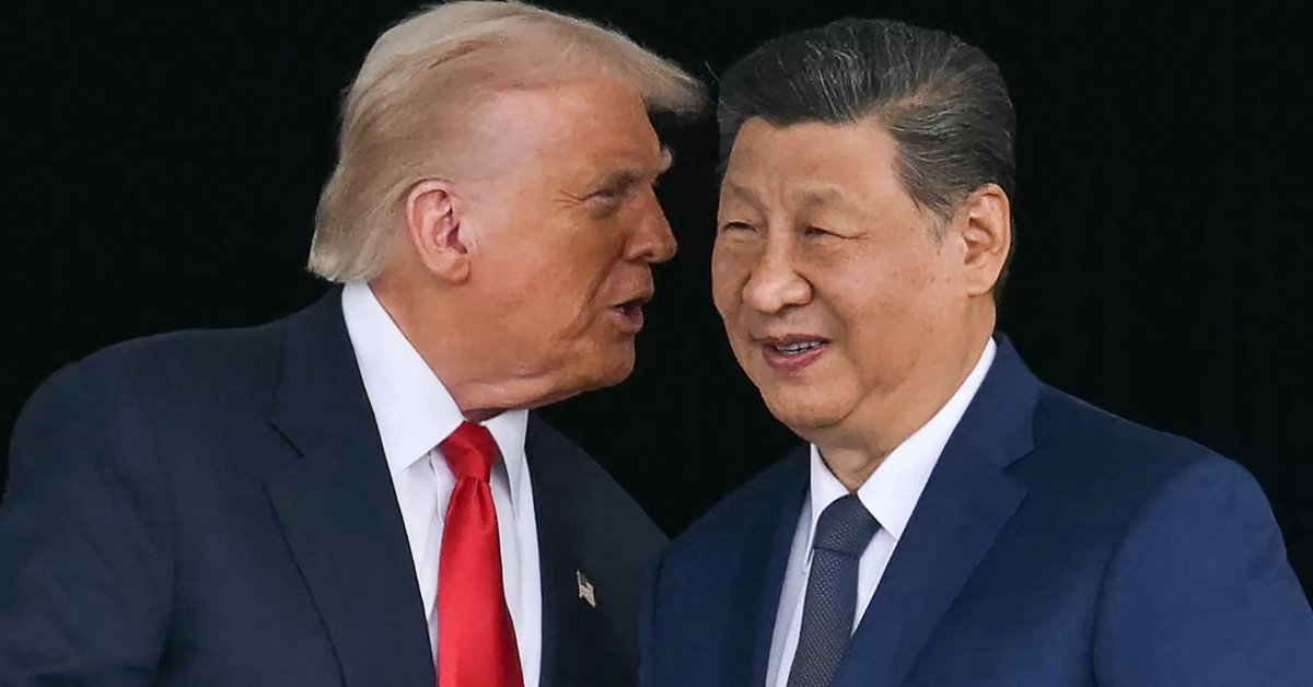 Prezydent USA Donald Trump i przywódca Chin Xi Jinping w Pusan w Korei Południowej, 30 października 2025 r.