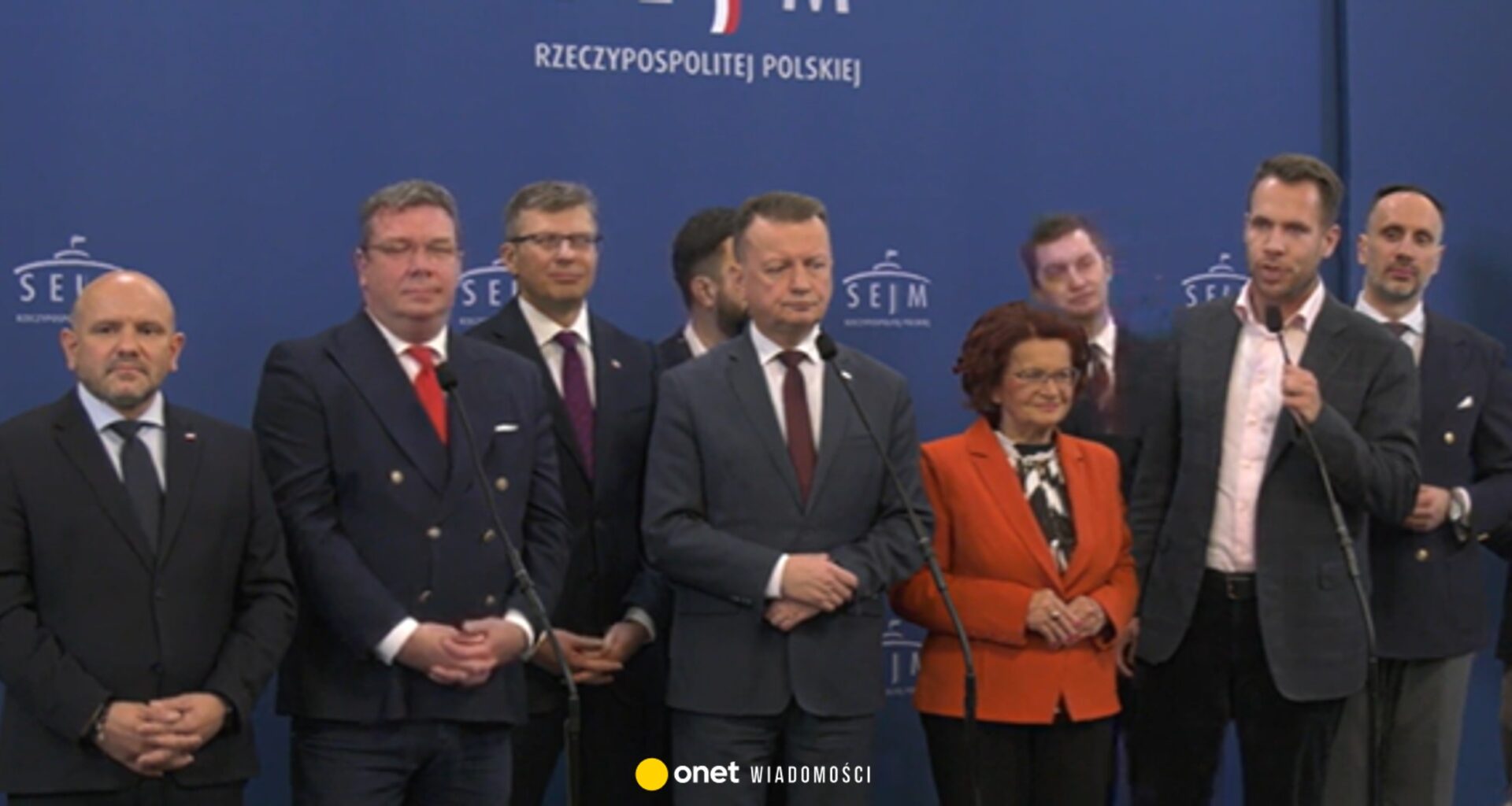 Awantura na konferencji PiS-u o tubki smakowe. "Niech pan nie krzyczy"