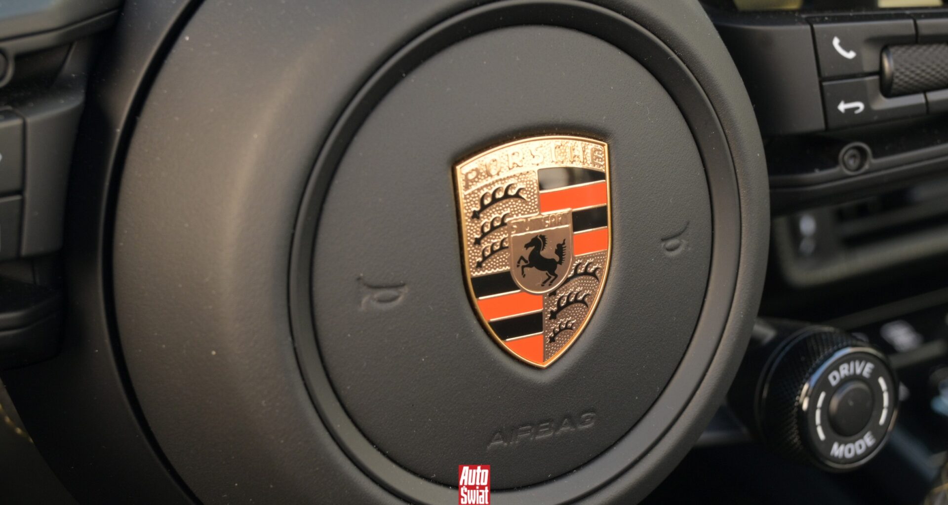 Niemiecka legenda pod kreską. Porsche zmuszone do powrotu do silników spalinowych