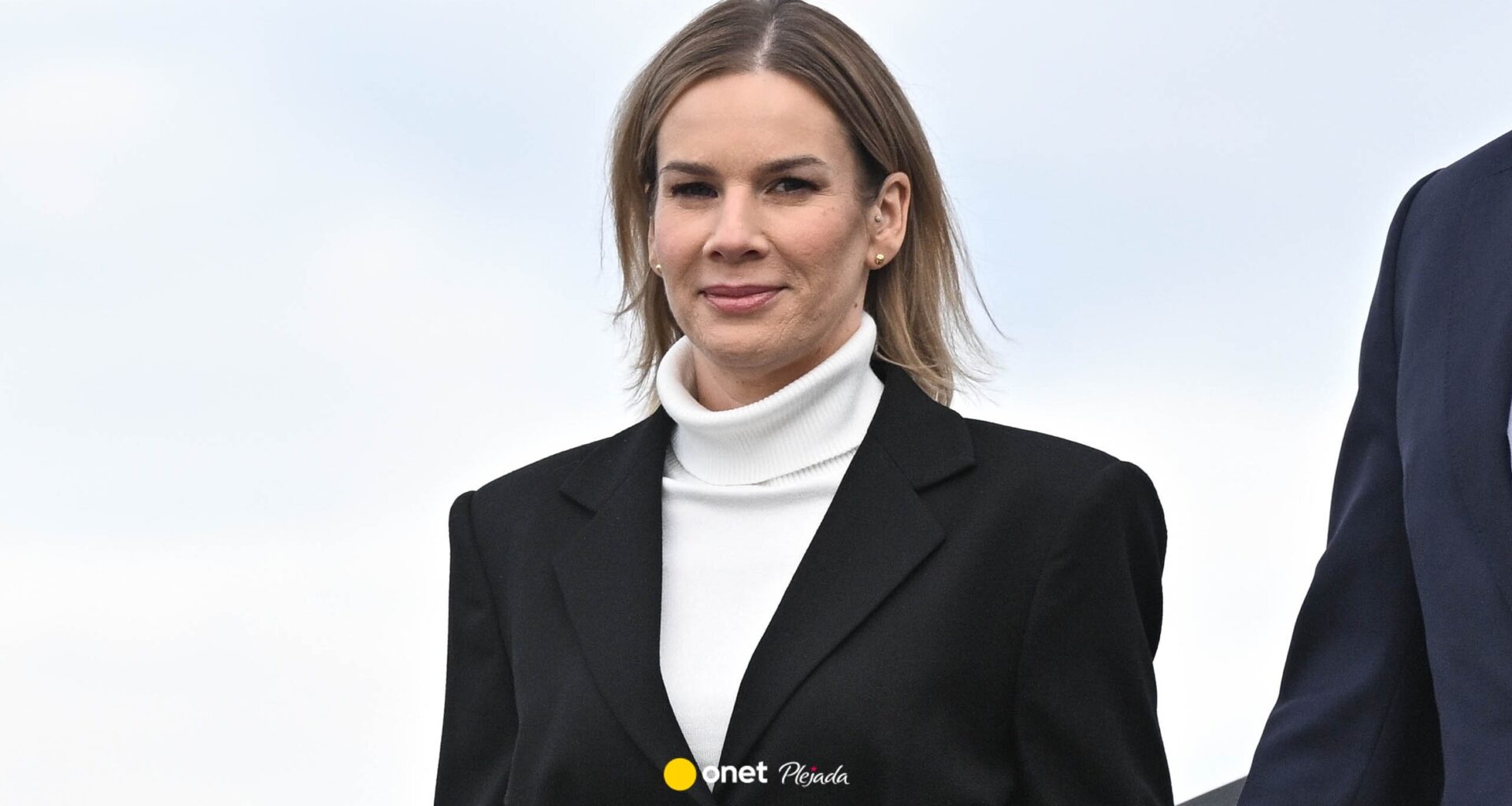 Marta Nawrocka z wizytą w Estonii postawiła na czerń. Ekspertka: widać progres